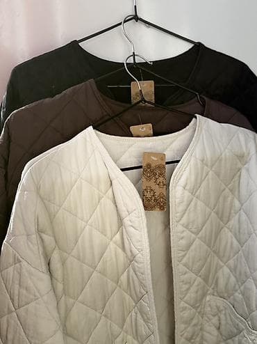 Кардиган, Короткая модель, Осень-весна, С карманами at lalafo.kg Кардиган, Короткая модель, Осень-весна, С карманами