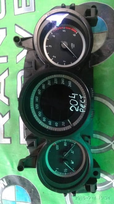 Щиток приборов Mercedes-Benz Б/у, Оригинал at lalafo.kg Щиток приборов Mercedes-Benz Б/у, Оригинал