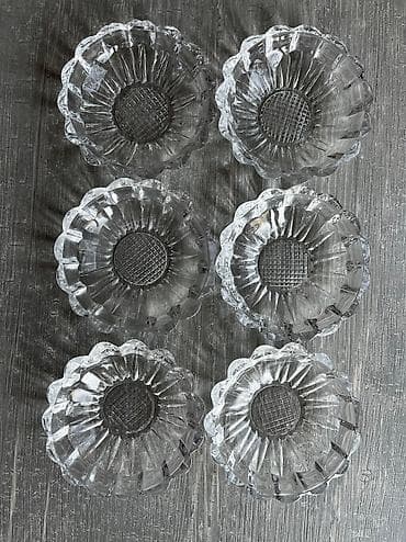 Стекляные( хрустальные?) розетки для варенья, 6 штук-350 сом… at lalafo.kg Стекляные( хрустальные?) розетки для варенья, 6 штук-350 сом…