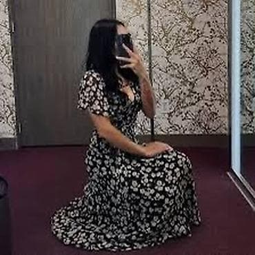 Платье с ромашками. Размер М, бренд Манго at lalafo.kg Платье с ромашками. Размер М, бренд Манго