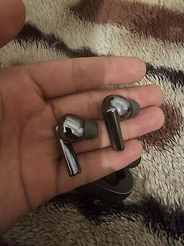 Батарейки: Продаю наушники HONOR CHOICE Earbuds x5 Pro мало использовал новые at lalafo.kg — 4 Батарейки: Продаю наушники HONOR CHOICE Earbuds x5 Pro мало использовал новые — 4