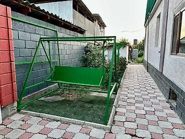 Продажа таунхаусов: 🏡 Продаётся уютный частный дом с большим участком и хозпостройками! 📍 at lalafo.kg — 3 Продажа таунхаусов: 🏡 Продаётся уютный частный дом с большим участком и хозпостройками! 📍 — 3