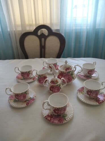 Продаю необыкновенно красивый чайный сервиз на 6 персон. Состояние at lalafo.kg Продаю необыкновенно красивый чайный сервиз на 6 персон. Состояние