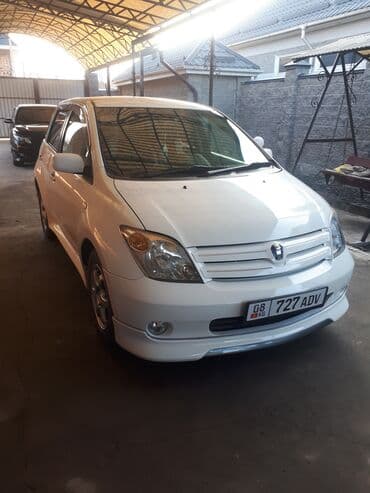 Toyota ist: 2003 г., 1.3 л, Автомат, Бензин at lalafo.kg Toyota ist: 2003 г., 1.3 л, Автомат, Бензин