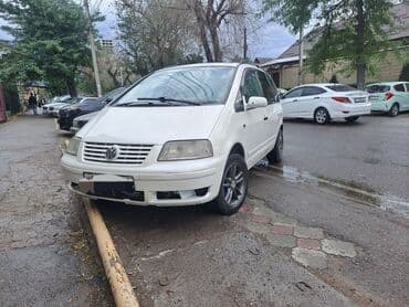 Volkswagen Sharan: 2005 г., 2 л, Автомат, Бензин, Минивэн at lalafo.kg Volkswagen Sharan: 2005 г., 2 л, Автомат, Бензин, Минивэн