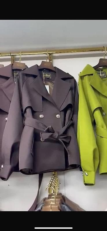 Женское укороченное тренч /плащ с поясом Размер М подойдет на 46 -48 at lalafo.kg Женское укороченное тренч /плащ с поясом Размер М подойдет на 46 -48