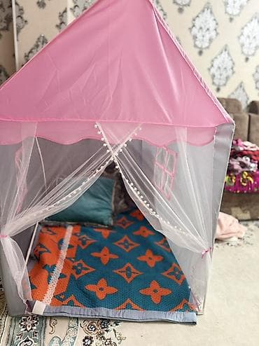 Детский игровой домик-палатка - Форма домика с двускатной крышей - at lalafo.kg Детский игровой домик-палатка - Форма домика с двускатной крышей -