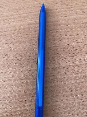 Шариковая ручка с синей пастой - Цвет пасты: синий - Тип: одноразовая at lalafo.kg Шариковая ручка с синей пастой - Цвет пасты: синий - Тип: одноразовая