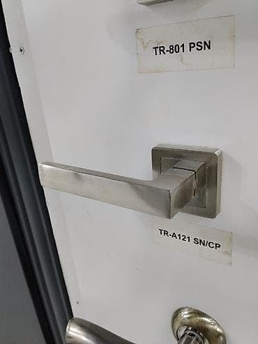 Эшиктин туткасылар: Ручка дверная на розетке TR-A121 SN/CP - Тип: нажимная ручка на lalafo.kg да — 3 Эшиктин туткасылар: Ручка дверная на розетке TR-A121 SN/CP - Тип: нажимная ручка на — 3