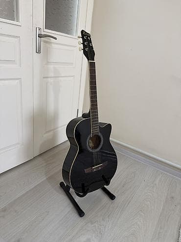 Срочно продается акустическая гитара 40 размер классного качества at lalafo.kg Срочно продается акустическая гитара 40 размер классного качества