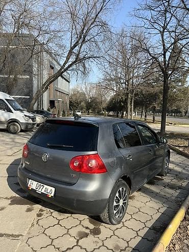 Volkswagen Golf V: 2008 г., Механика, Бензин, Хэтчбэк at lalafo.kg Volkswagen Golf V: 2008 г., Механика, Бензин, Хэтчбэк