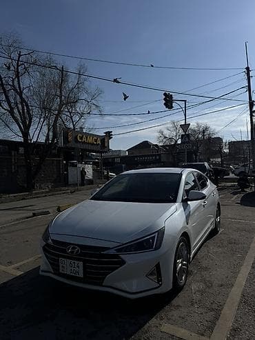 Hyundai Elantra: 2018 г., 2 л, Автомат, Бензин, Седан at lalafo.kg Hyundai Elantra: 2018 г., 2 л, Автомат, Бензин, Седан