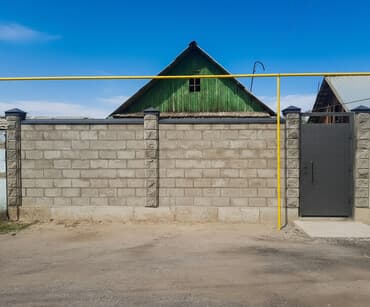Дом, 80 м², 4 комнаты, Собственник, Старый ремонт at lalafo.kg Дом, 80 м², 4 комнаты, Собственник, Старый ремонт