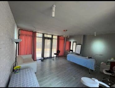 Дом, 60 м², 3 комнаты, Собственник, Старый ремонт at lalafo.kg Дом, 60 м², 3 комнаты, Собственник, Старый ремонт