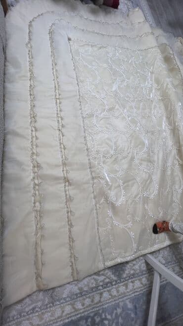 Покрывало для кровати, Все сезоны at lalafo.kg Покрывало для кровати, Все сезоны