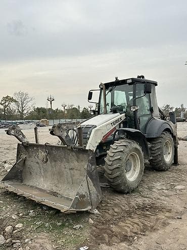 Экскаватор-погрузчик Terex 970 Elite Описание: - Полноразмерный at lalafo.kg Экскаватор-погрузчик Terex 970 Elite Описание: - Полноразмерный