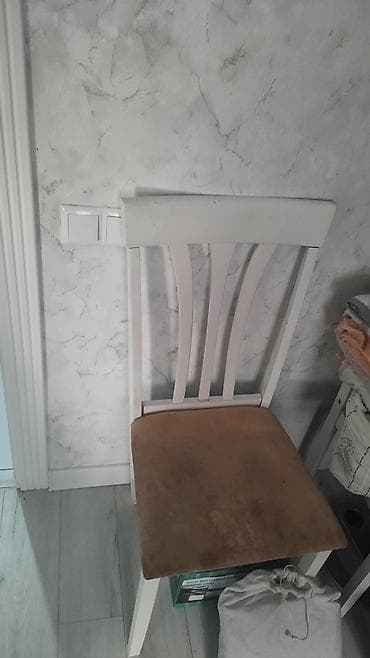 Стул для кухни, Дерево, цвет - Белый at lalafo.kg Стул для кухни, Дерево, цвет - Белый