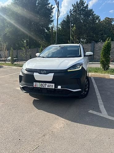 JMEV: JMEV EX5: 2021 г., 0.1 - engine capacity л, Автомат, Электромобиль, Кроссовер lalafo.kg да — 1 JMEV: JMEV EX5: 2021 г., 0.1 - engine capacity л, Автомат, Электромобиль, Кроссовер — 1
