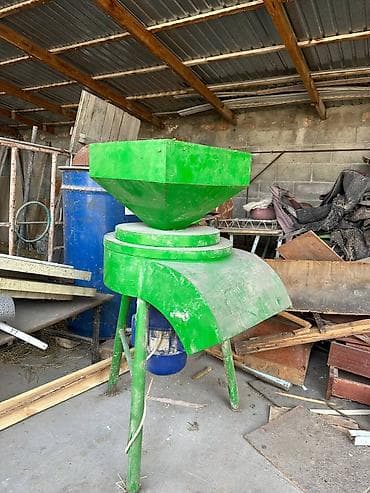 Электрическая зернодробилка/кормоизмельчитель Продаётся электрическая at lalafo.kg Электрическая зернодробилка/кормоизмельчитель Продаётся электрическая