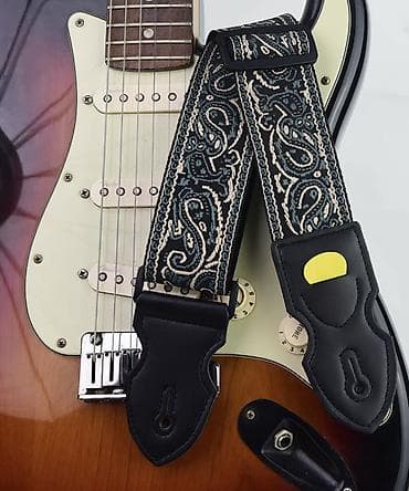 Гитарный ремень с этническим орнаментом at lalafo.kg Гитарный ремень с этническим орнаментом