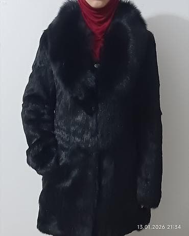 Шуба женская из натурального меха, черная. - Бренд: Chenax (этикетка at lalafo.kg Шуба женская из натурального меха, черная. - Бренд: Chenax (этикетка