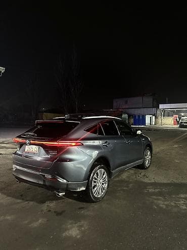 Toyota Venza: 2021 г., Автомат, Гибрид, Кроссовер at lalafo.kg Toyota Venza: 2021 г., Автомат, Гибрид, Кроссовер