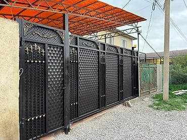 Кованые распашные ворота с декоративными вставками - Материал: металл at lalafo.kg Кованые распашные ворота с декоративными вставками - Материал: металл