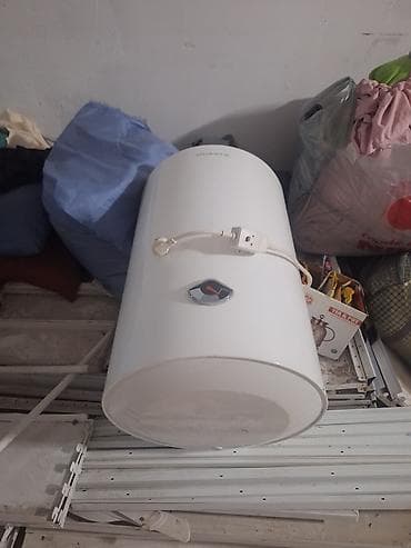 Накопительный водонагреватель Объем бака: 80 л, Ariston, Электрический, Регулятор температуры, Эмалированная сталь, Б/у at lalafo.kg Накопительный водонагреватель Объем бака: 80 л, Ariston, Электрический, Регулятор температуры, Эмалированная сталь, Б/у