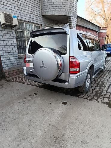 Mitsubishi Pajero: 2004 г. at lalafo.kg Mitsubishi Pajero: 2004 г.