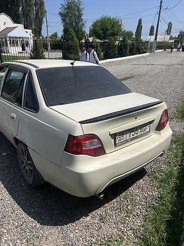 Daewoo Nexia: 2012 г., 1.5 л, Ручные, Бензин, Седан at lalafo.kg Daewoo Nexia: 2012 г., 1.5 л, Ручные, Бензин, Седан
