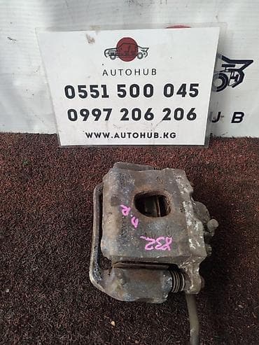 Передний правый суппорт Kia 2013 г., Б/у, Оригинал at lalafo.kg Передний правый суппорт Kia 2013 г., Б/у, Оригинал
