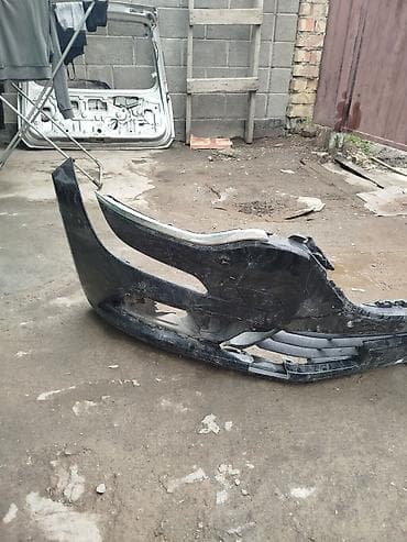 Бампер Renault, Б/у, Оригинал at lalafo.kg Бампер Renault, Б/у, Оригинал