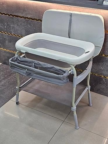 Балдар үчүн креслолор: Бөбөктөр үчүн кийим алмаштыруучу үстөл, Колдонулган, Желим lalafo.kg да — 1 Балдар үчүн креслолор: Бөбөктөр үчүн кийим алмаштыруучу үстөл, Колдонулган, Желим — 1