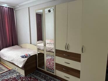 Детская гарнитура, Б/у, Для девочки, Для мальчика, Самовывоз at lalafo.kg Детская гарнитура, Б/у, Для девочки, Для мальчика, Самовывоз