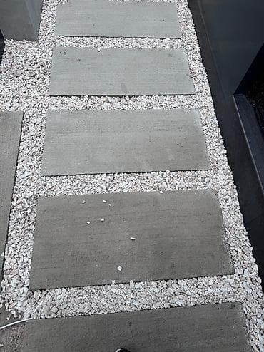 Гранит Сарыташ Мрамор. Гранит черный, Серый, Красный, и много других at lalafo.kg Гранит Сарыташ Мрамор. Гранит черный, Серый, Красный, и много других