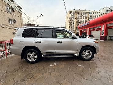 Toyota Land Cruiser: 2008 г., 4.5 л, Типтроник, Дизель, Внедорожник at lalafo.kg — 3 Toyota Land Cruiser: 2008 г., 4.5 л, Типтроник, Дизель, Внедорожник — 3