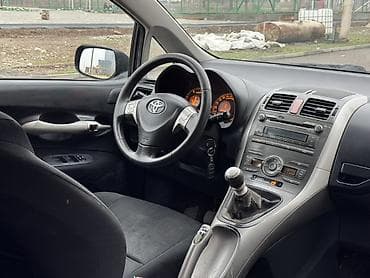 Oldsmobile: Toyota Auris: 2007 г., 1.4 л, Механика, Дизель, Хэтчбэк at lalafo.kg — 6 Oldsmobile: Toyota Auris: 2007 г., 1.4 л, Механика, Дизель, Хэтчбэк — 6