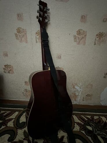 Акустическая гитара-дредноут 6-струнная. Характеристики: - at lalafo.kg Акустическая гитара-дредноут 6-струнная. Характеристики: -