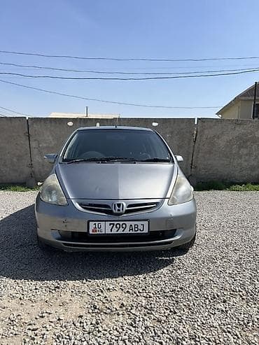 Honda Fit: 2002 г., 1.5 л, Автомат, Бензин, Хэтчбэк at lalafo.kg Honda Fit: 2002 г., 1.5 л, Автомат, Бензин, Хэтчбэк