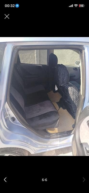 Honda Fit: 2001 г., Бензин, Хэтчбэк at lalafo.kg Honda Fit: 2001 г., Бензин, Хэтчбэк