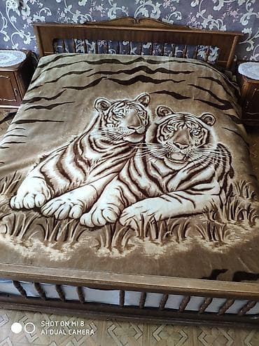 Толстый пледна двухспальнюю кровать, производство Корея,среднее at lalafo.kg Толстый пледна двухспальнюю кровать, производство Корея,среднее