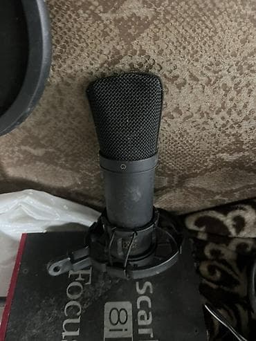 Инструментальные микрофоны: Студийный комплект для записи и стримов. Состав: - Аудиоинтерфейс at lalafo.kg — 5 Инструментальные микрофоны: Студийный комплект для записи и стримов. Состав: - Аудиоинтерфейс — 5