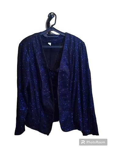 Корейская и китайская ткань рулонами продаются в ярдах. Кадре в паре at lalafo.kg Корейская и китайская ткань рулонами продаются в ярдах. Кадре в паре