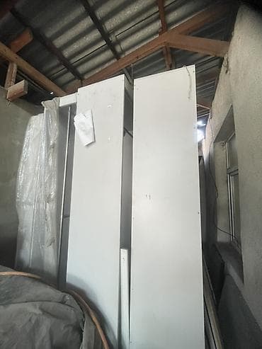 Купе шкафтар: Мебель-шкафы для бутика. Расчитан на 40 квадратов. С освещением и lalafo.kg да — 1 Купе шкафтар: Мебель-шкафы для бутика. Расчитан на 40 квадратов. С освещением и — 1