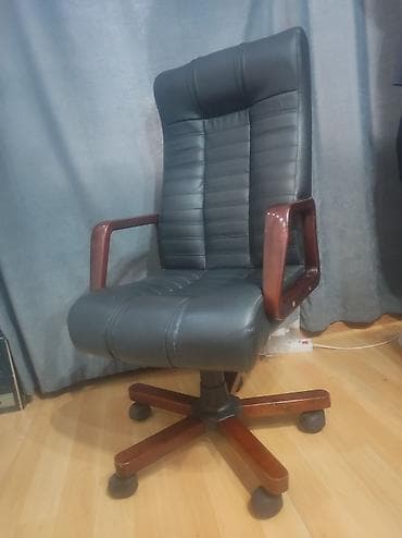 Укалоочу креслолор: Продаю руководительское кресло "Атлант- экстра" натуральная кожа и lalafo.kg да — 1 Укалоочу креслолор: Продаю руководительское кресло "Атлант- экстра" натуральная кожа и — 1