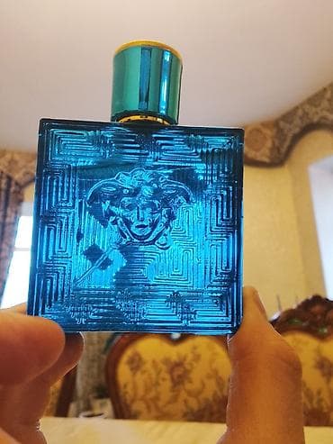 Versace Eros pour Homme. - Флакон: фирменное синее стекло с at lalafo.kg Versace Eros pour Homme. - Флакон: фирменное синее стекло с