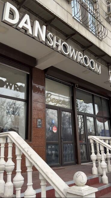 Rash: Сдаю Бутик, 100 м², С ремонтом, Действующий, Частично с оборудованием at lalafo.kg Rash: Сдаю Бутик, 100 м², С ремонтом, Действующий, Частично с оборудованием