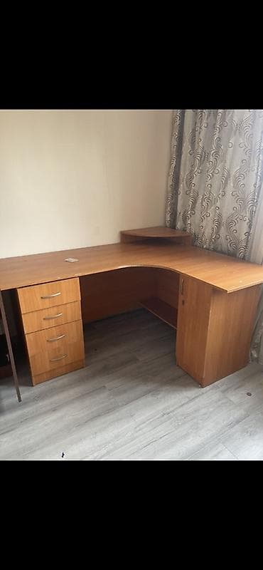 Компьютерный стол, Угловой at lalafo.kg Компьютерный стол, Угловой