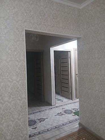 Декоративные обои с классическим дамасским узором - Цветовая гамма at lalafo.kg Декоративные обои с классическим дамасским узором - Цветовая гамма