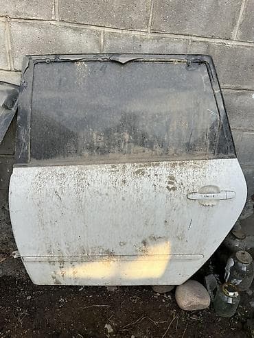 Дверь Комплект Toyota, Б/у, Оригинал at lalafo.kg Дверь Комплект Toyota, Б/у, Оригинал